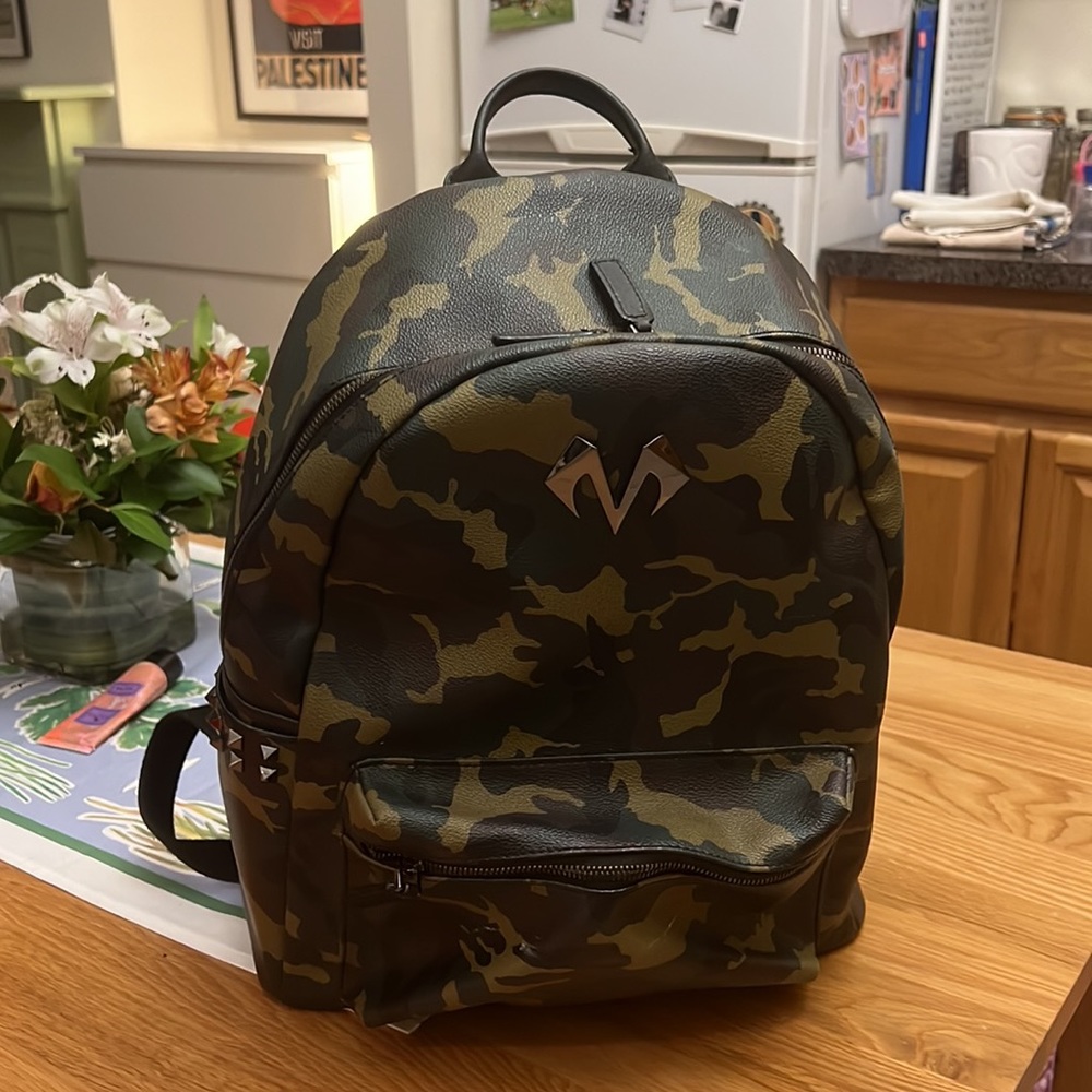 Extremely Resistant Leather Backpack With Laptop … - image 3